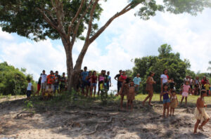 Indígenas Maraguá na aldeia Terra Preta (Foto: Cimi).
