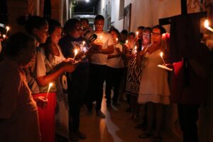 Momento de oração - Fotos: Júlia Barbosa | Comissão Pastoral da Terra