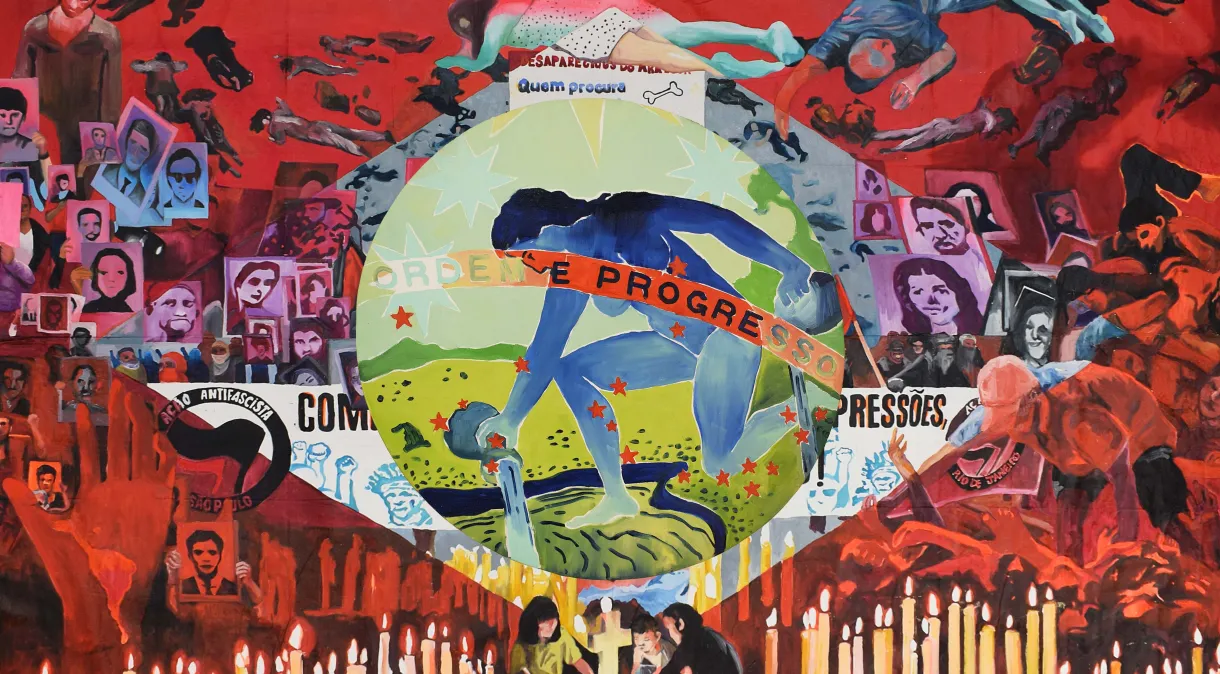 Obra "Fantasmas da esperança" (2018), de Marcela Cantuária - Da mostra “Sol fulgurante: arquivos de vida e resistência”. A exposição aborda os 60 anos da Ditadura Militar no Brasil, que começou com o golpe de 1964.